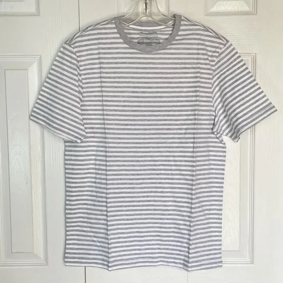 New Men T Shirt XS Stripes Crewneck Tee Gray Short Sleeve - Picture 4 of 9